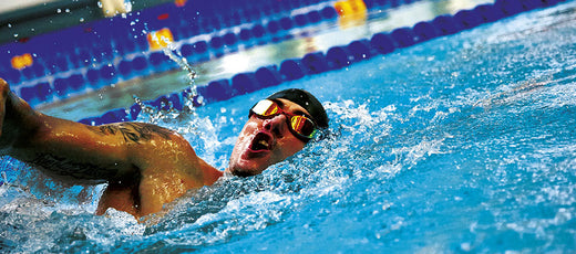 Kto pokazuje pływanie w telewizji?