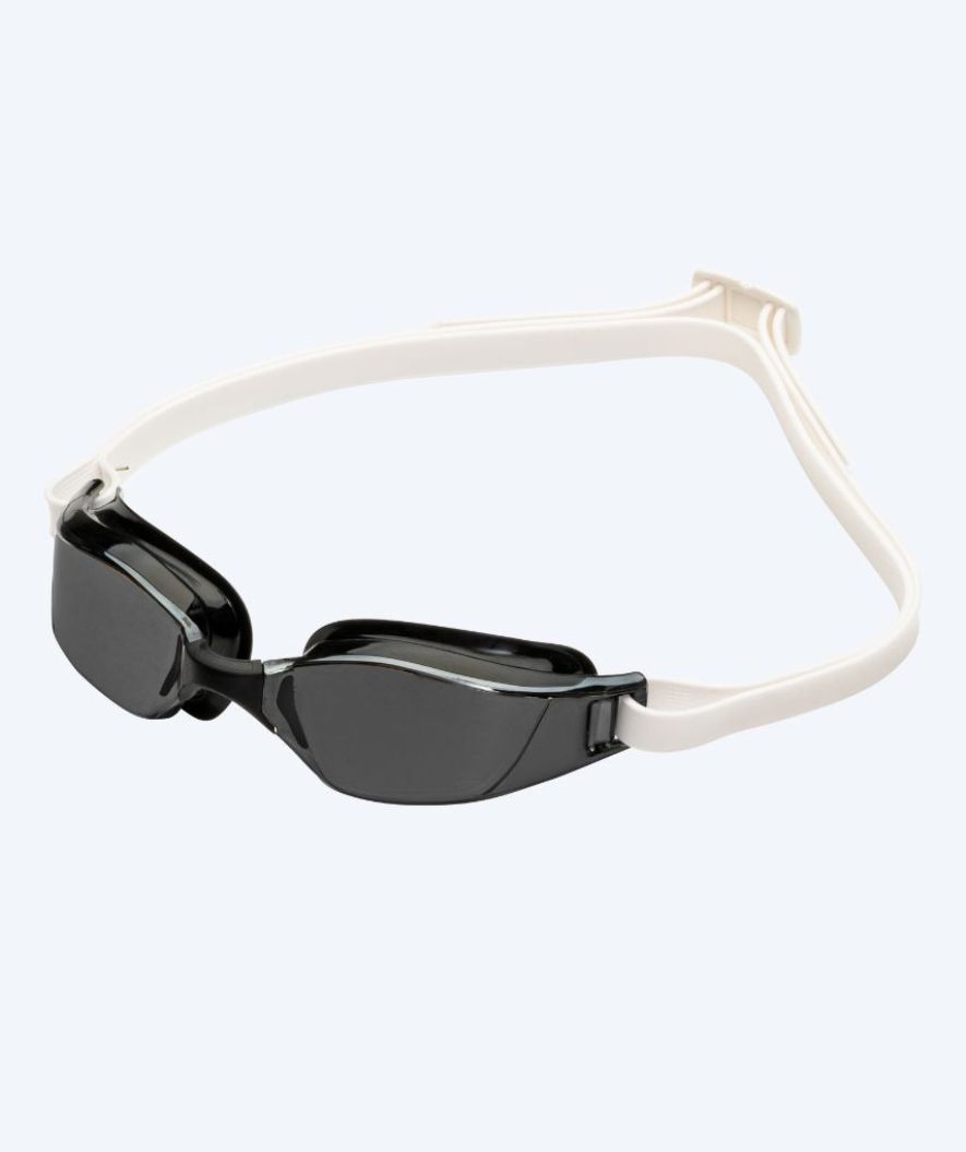 Aquasphere okulary do pływania na zawody - Xceed A1 - Biały/czarny (przydymione szkła)