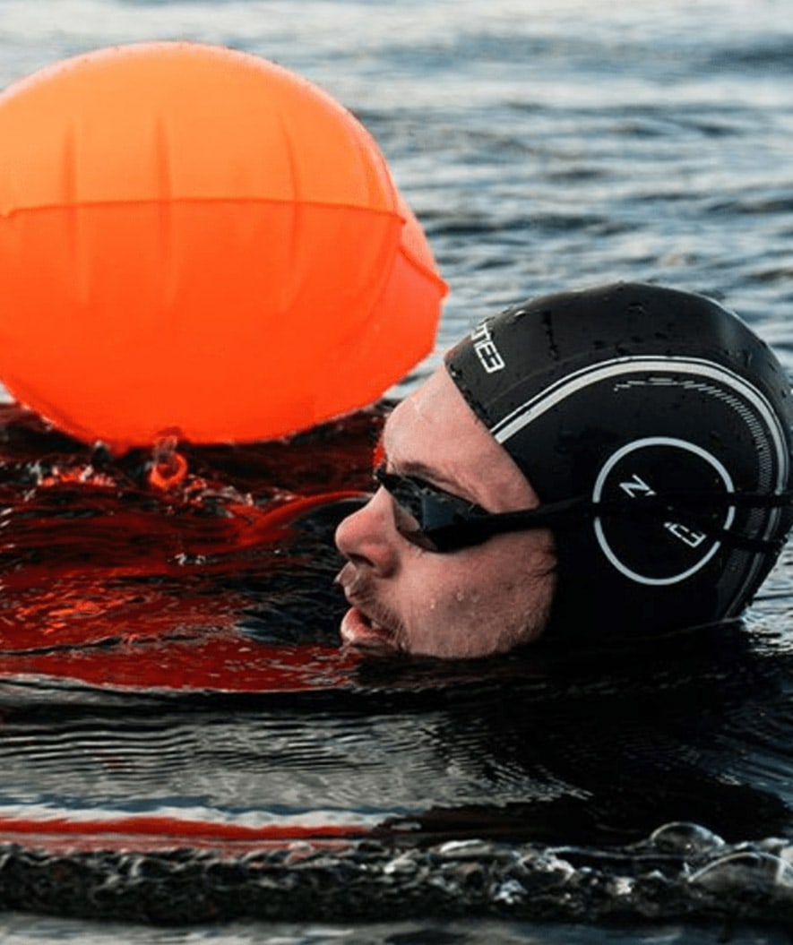 ZONE3 kaptur neoprenowy - (4mm) - Czarny/srebrny