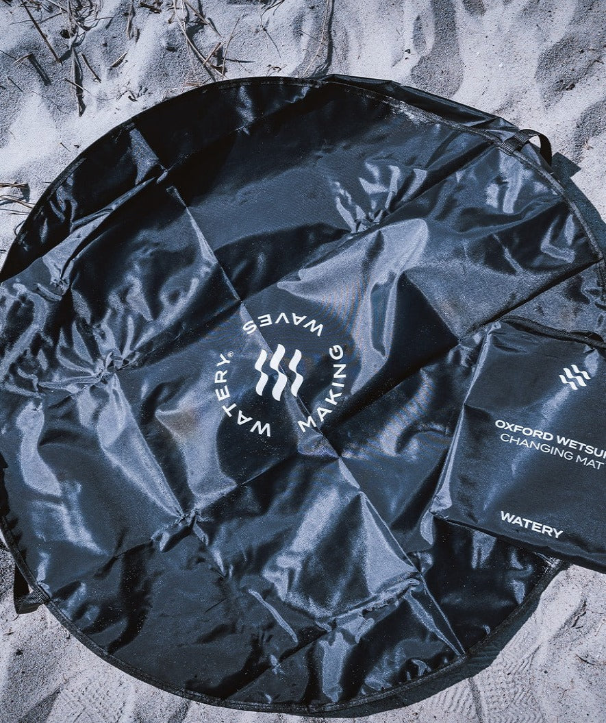 Watery mata do przebierania pianki neoprenowej - Oxford - Czarny