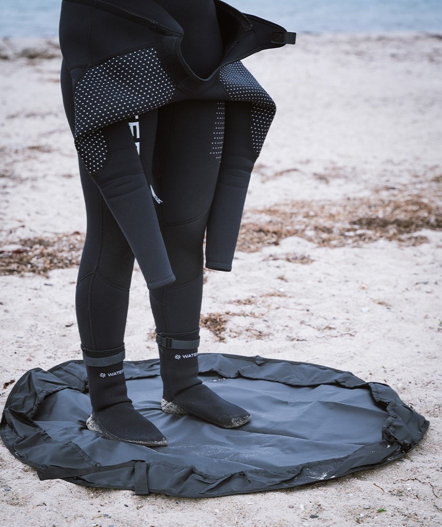 Watery mata do przebierania pianki neoprenowej - Oxford - Czarny