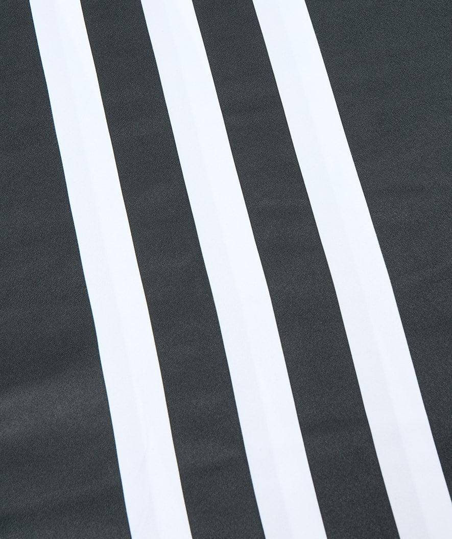 Watery ręcznik z mikrofibry (180 x 200 cm) - Eco Nebraska Familie - Czarny