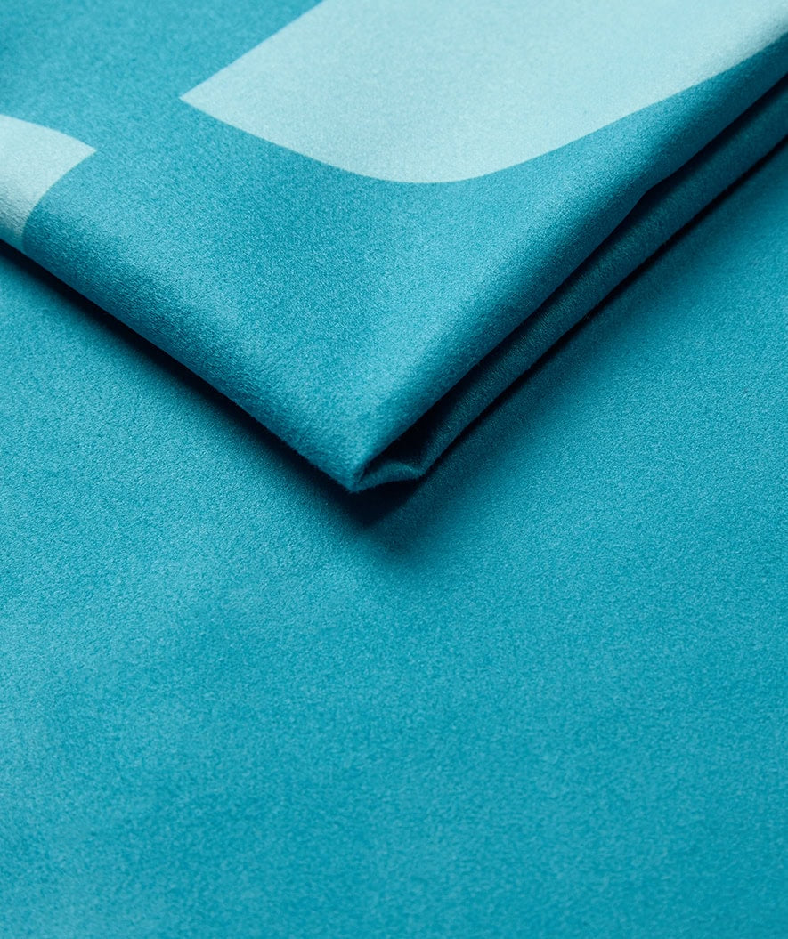 Watery ręcznik z mikrofibry (175 x 110 cm) - Rafferty - Ocean Blue