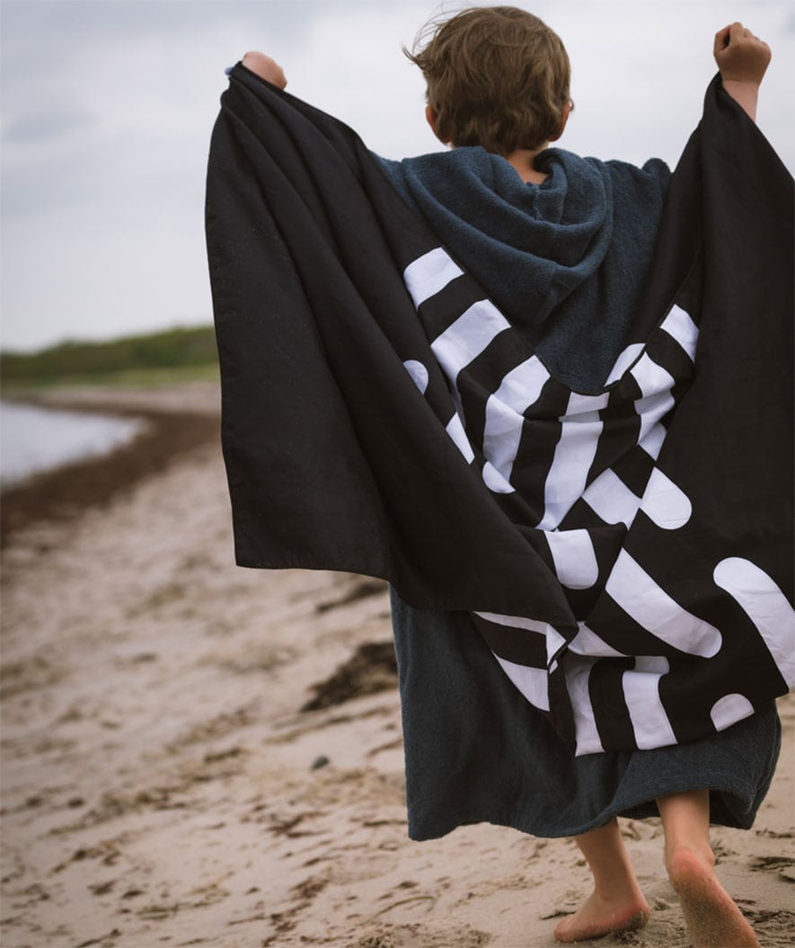 Watery ręcznik z mikrofibry (160 x 80 cm) - Eco Nebraska - Ciemnoniebieski